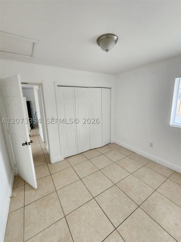 2770 W 61st Pl 202, Hialeah, FL 33016