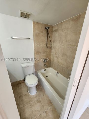 2770 W 61st Pl 202, Hialeah, FL 33016
