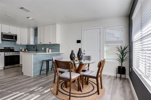 1122 Mason Ave, Austin, TX 78721