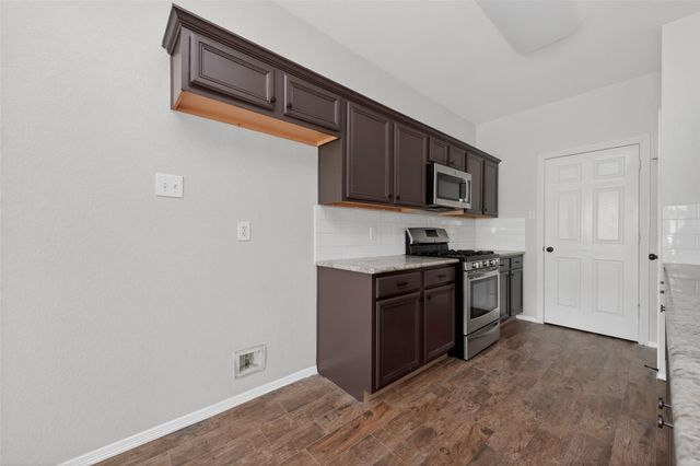 279 Adobe Terrace S, Conroe, TX 77316