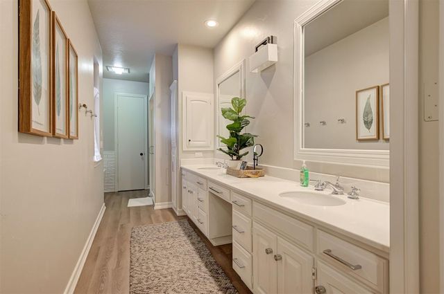 2100 Cobblestone Court 106, Edmond, OK 73034