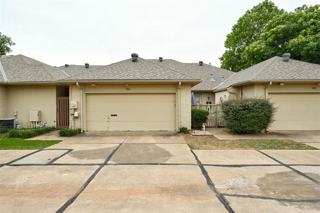 2100 Cobblestone Court 106, Edmond, OK 73034