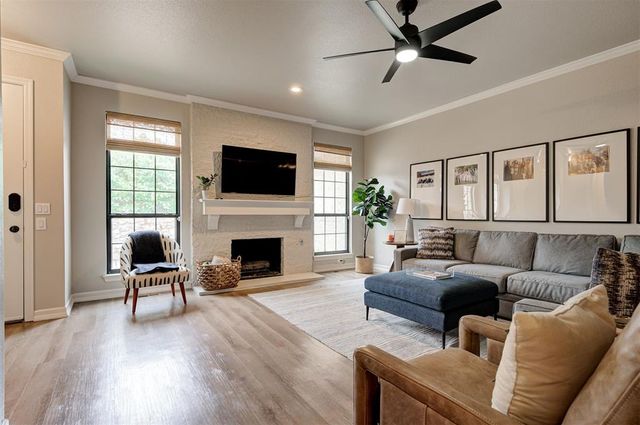2100 Cobblestone Court 106, Edmond, OK 73034