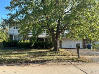 5618 Madlar Lane, Florissant, MO 63034