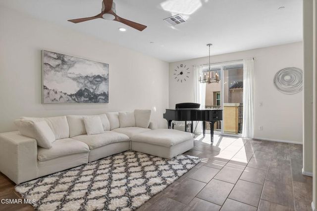 449 Pecana Street, Camarillo, CA 93012