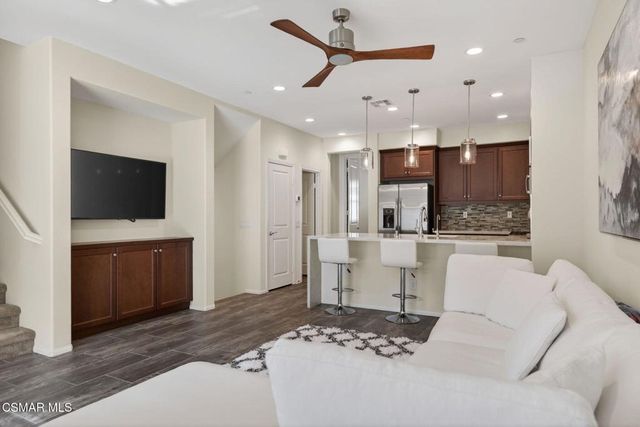 449 Pecana Street, Camarillo, CA 93012