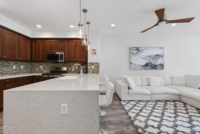 449 Pecana Street, Camarillo, CA 93012