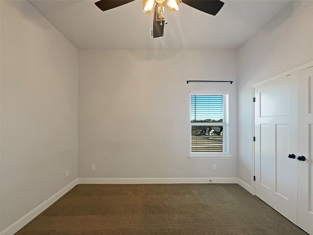 405 Oak Meadow Lane, Weatherford, TX 76085