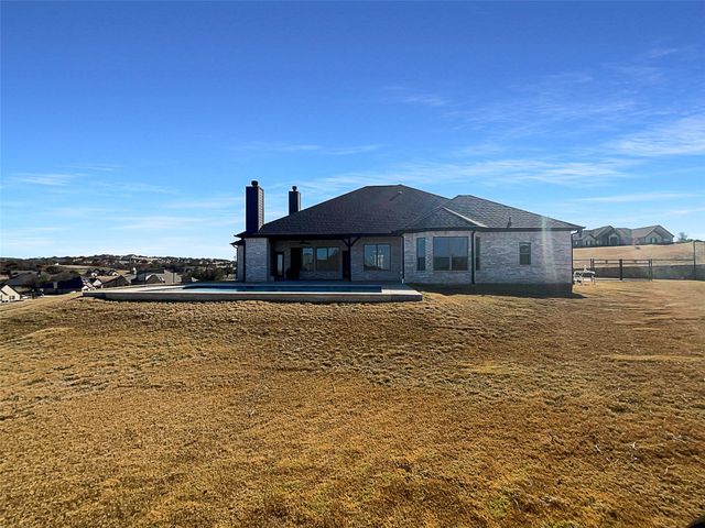 405 Oak Meadow Lane, Weatherford, TX 76085