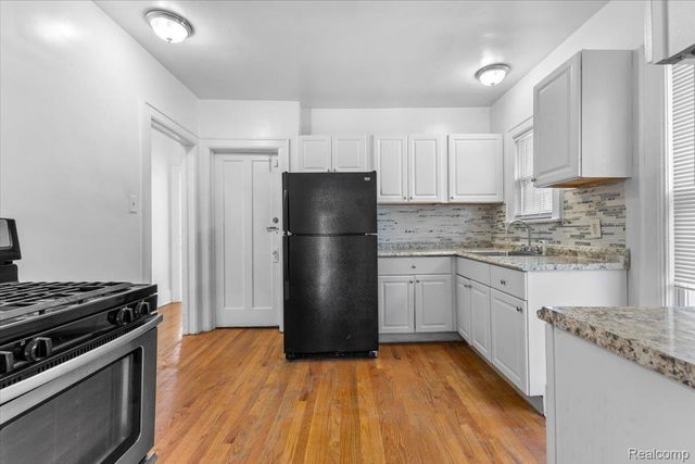 1410 Glynn Court, Detroit, MI 48206