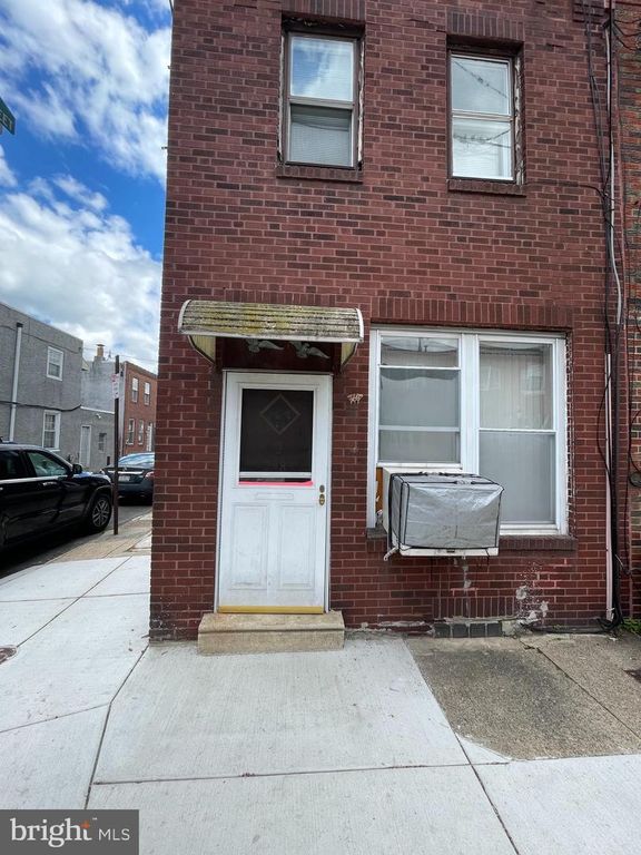 2983 E THOMPSON ST, Philadelphia, PA 19134