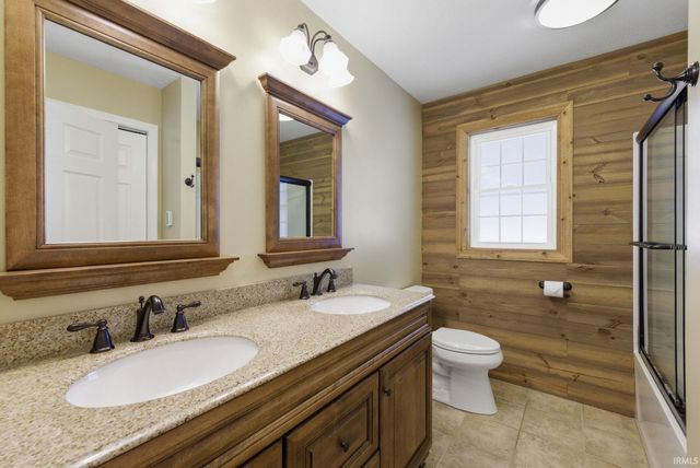 390 Hickory Heights Drive, Bedford, IN 47421