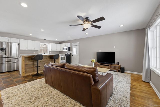 390 Hickory Heights Drive, Bedford, IN 47421