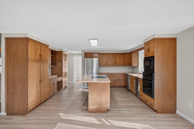1 Atkinson Circle, Hudson, NH 03051