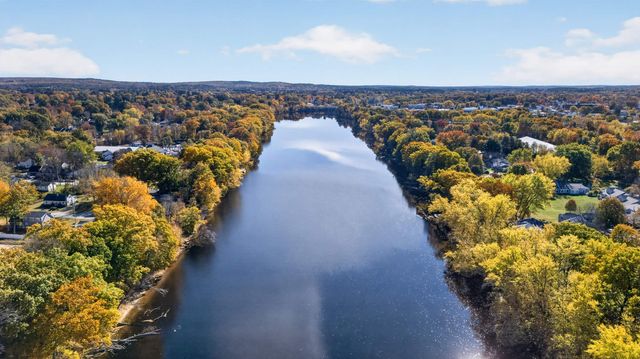 1 Atkinson Circle, Hudson, NH 03051
