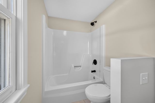 1 Atkinson Circle, Hudson, NH 03051
