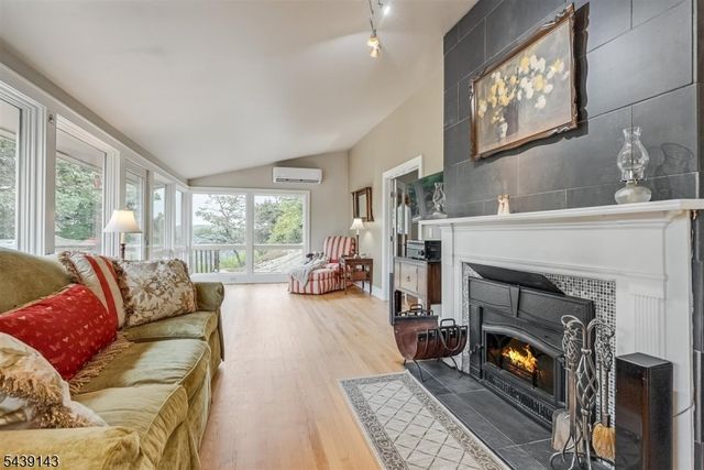 17 Cedar Falls Ter, Sparta Twp., NJ 07871