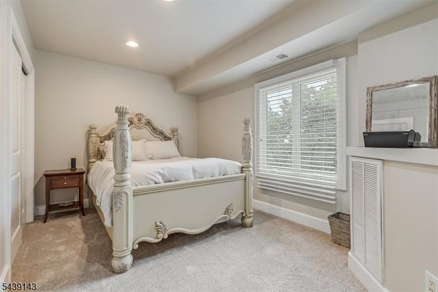 17 Cedar Falls Ter, Sparta Twp., NJ 07871