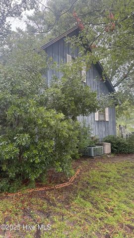 1811 Pintail Avenue, Supply, NC 28462