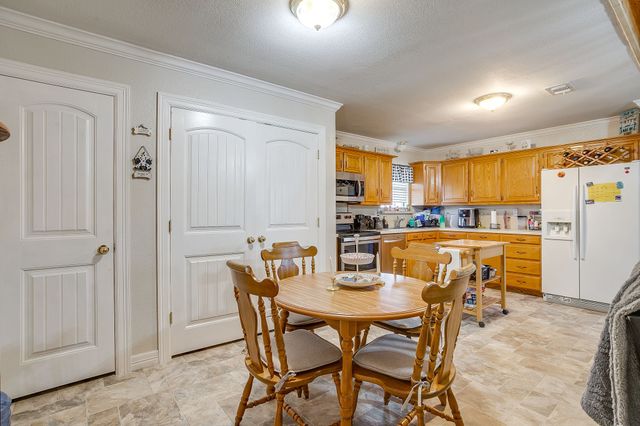 449 W Dunlap Avenue, Boyd, TX 76023