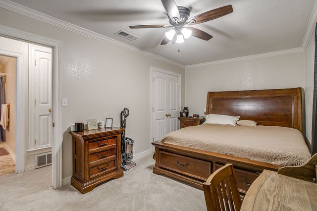 449 W Dunlap Avenue, Boyd, TX 76023