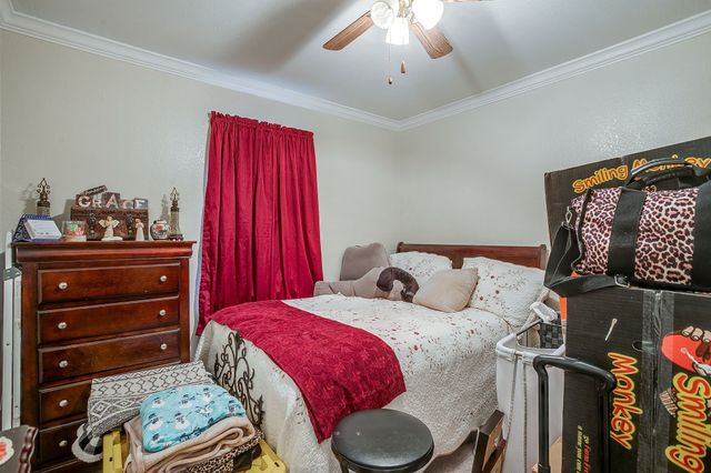 449 W Dunlap Avenue, Boyd, TX 76023