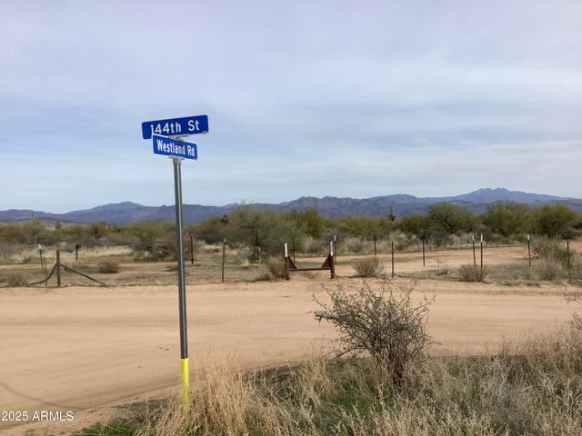 42 N 144th Street N C, Scottsdale, AZ 85252