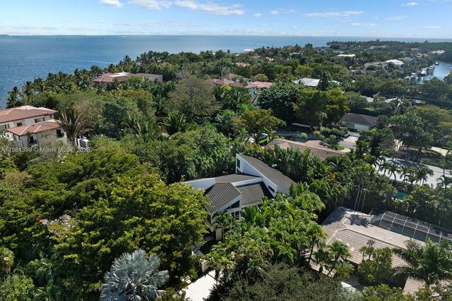 144 N Prospect Dr, Coral Gables, FL 33133