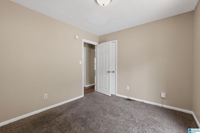 8524 CEDAR BARK CR, Birmingham, AL 35206