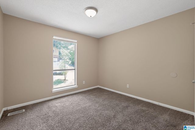 8524 CEDAR BARK CR, Birmingham, AL 35206