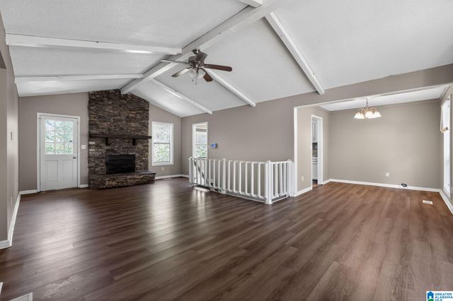 8524 CEDAR BARK CR, Birmingham, AL 35206