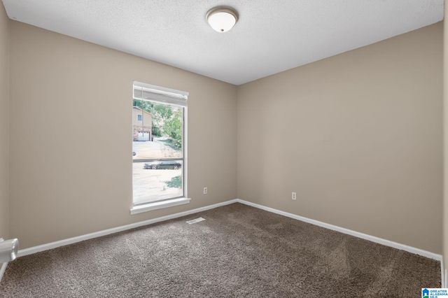 8524 CEDAR BARK CR, Birmingham, AL 35206