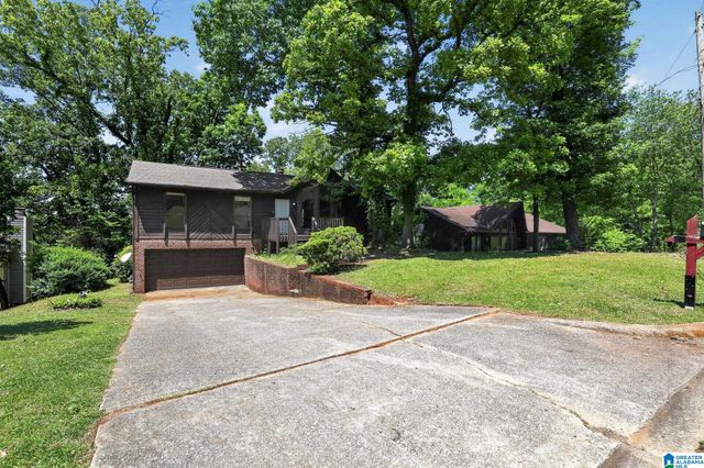 8524 CEDAR BARK CR, Birmingham, AL 35206