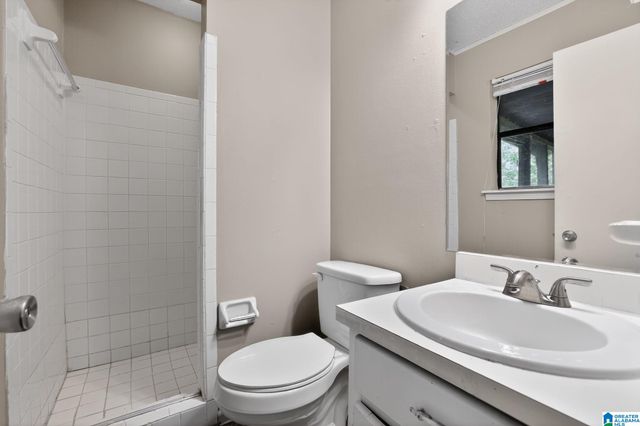 8524 CEDAR BARK CR, Birmingham, AL 35206