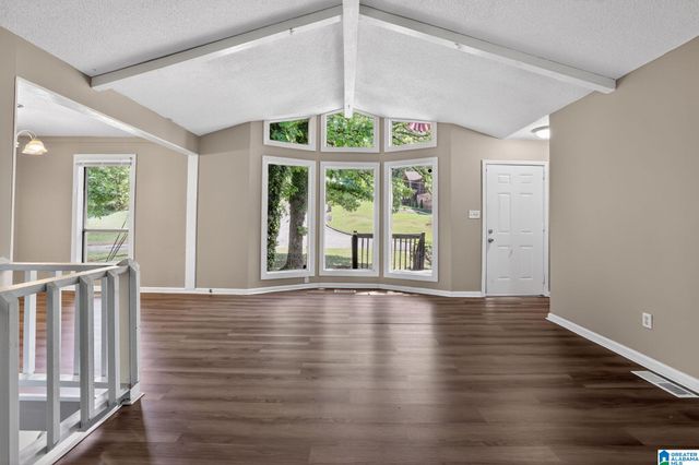 8524 CEDAR BARK CR, Birmingham, AL 35206