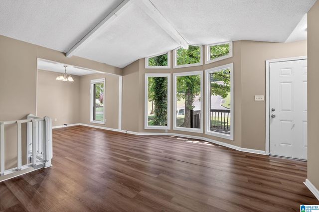 8524 CEDAR BARK CR, Birmingham, AL 35206
