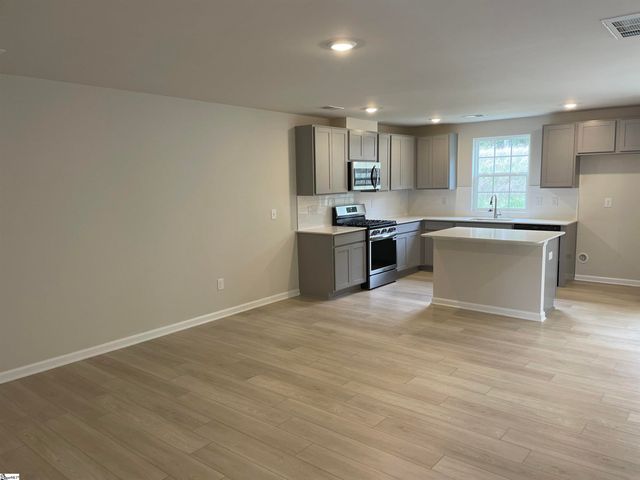 123 Tango Drive, Clinton, SC 29349