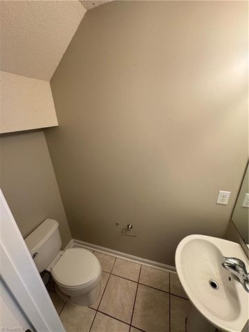 341 Malamute Lane, Greensboro, NC 27407