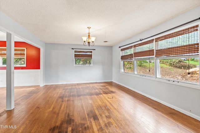 1405 Brentwood Drive, Greeneville, TN 37743