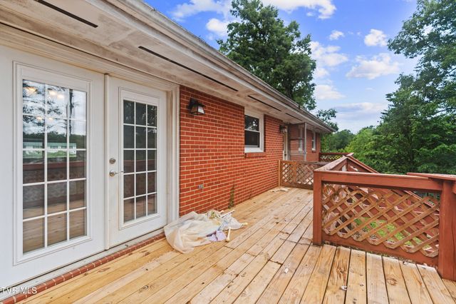 1405 Brentwood Drive, Greeneville, TN 37743