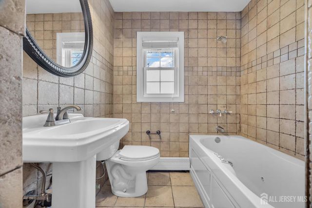 267 Tabb Avenue, Piscataway, NJ 08854