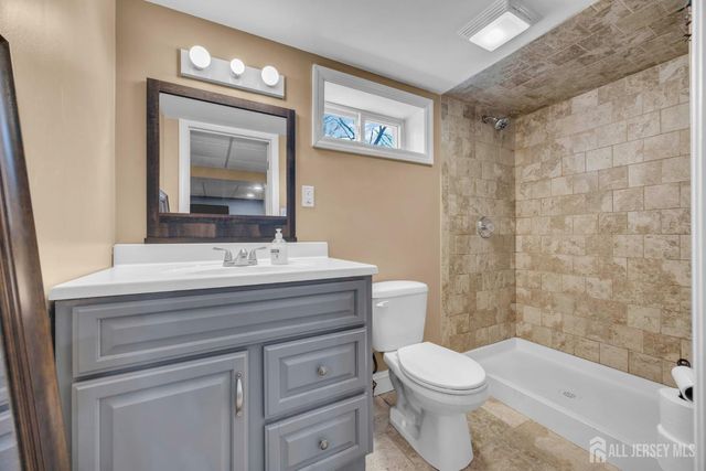 267 Tabb Avenue, Piscataway, NJ 08854