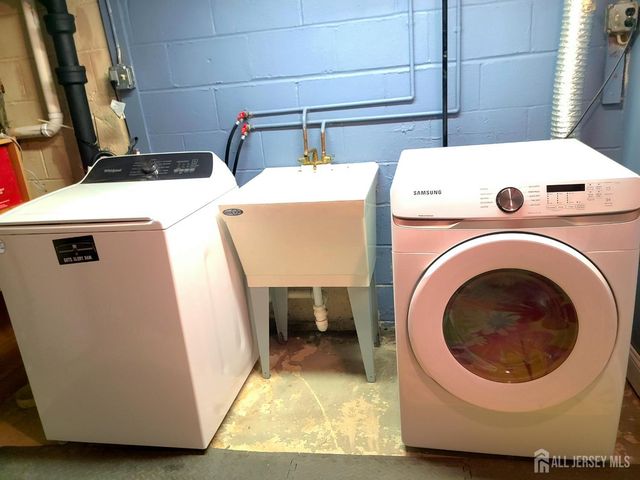 267 Tabb Avenue, Piscataway, NJ 08854