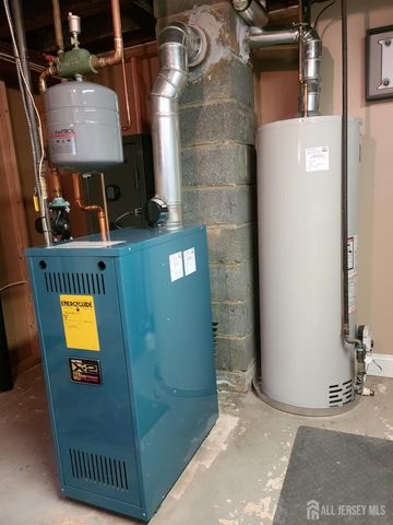 267 Tabb Avenue, Piscataway, NJ 08854