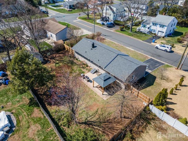 267 Tabb Avenue, Piscataway, NJ 08854