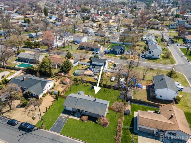 267 Tabb Avenue, Piscataway, NJ 08854