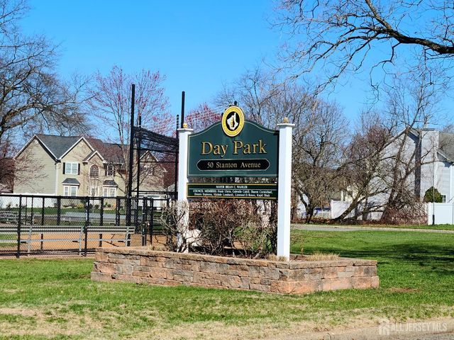 267 Tabb Avenue, Piscataway, NJ 08854