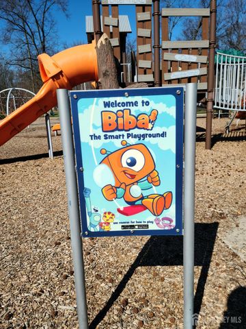 267 Tabb Avenue, Piscataway, NJ 08854