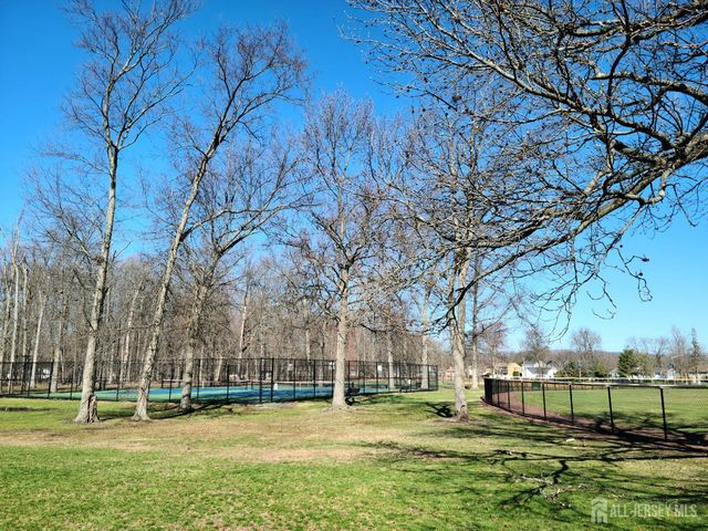 267 Tabb Avenue, Piscataway, NJ 08854