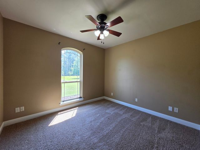 1125 CR 307D, Henderson, TX 75654
